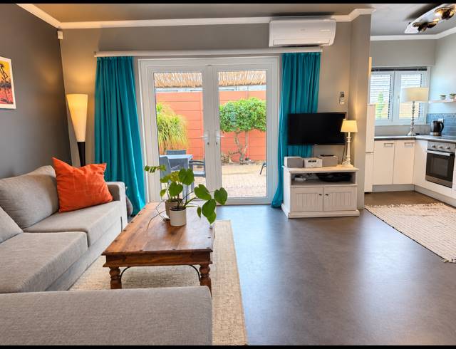 2 BEDROOM SECTIONAL TITLE FOR SALE IN TABLE VIEW